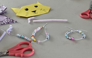 Mon Village Vacances - Ateliers origami et bracelet de l'amitié