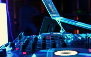 Soirée DJ "Girl Power"