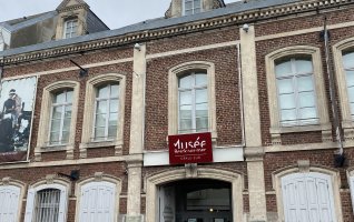 L'envers du décor du music - hall de Colette