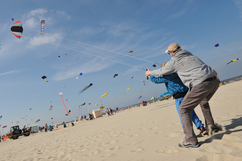 Initiation au pilotage de cerf-volant - Mon Village Vacances Berck