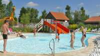 oree-du-bois-piscine-exterieure.jpg